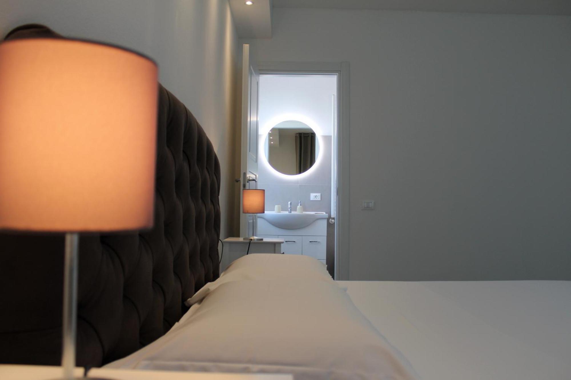 Villa Forte Salvi - Rooms Peschiera del Garda Ngoại thất bức ảnh