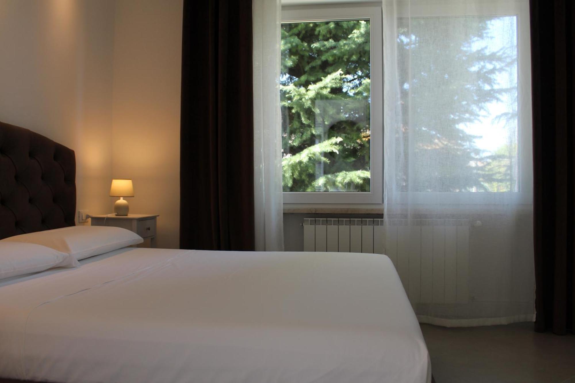 Villa Forte Salvi - Rooms Peschiera del Garda Ngoại thất bức ảnh